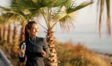 8 Tips to Stay Healthy while Traveling