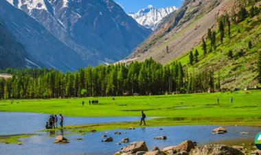 A Health Guide for People Traveling to Pakistan