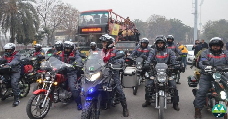 A Group of Pakistani Bikers leaves for Makkah to perform Umrah